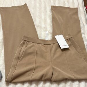 Softstreme pintuck pant